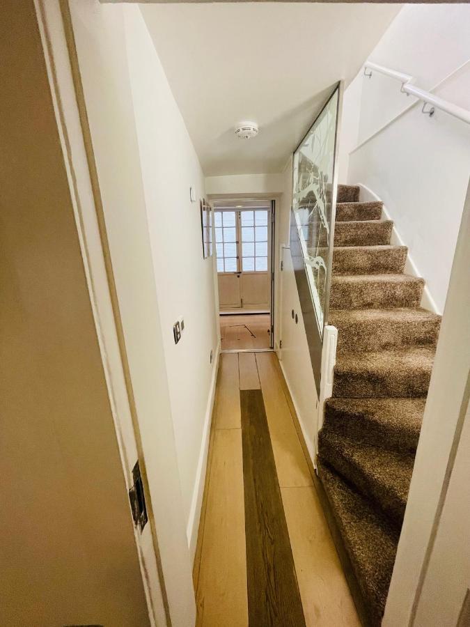 Luxury Maisonette Ll London Eksteriør bilde